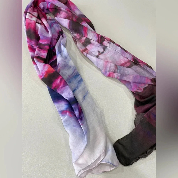 Prana Scarf 100% Polyester Pink and Purple - Picture 1 of 3
